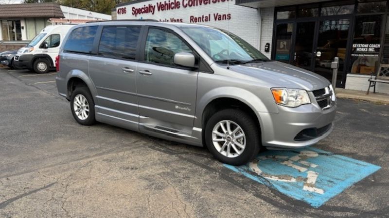 Used 2016 Dodge Grand Caravan SXT with VIN 2C4RDGCG7GR374201 for sale in Eugene, OR